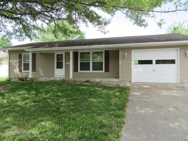 909 S  Muldrow St, Mexico, MO 65265