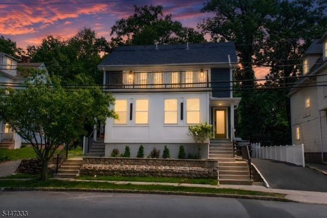 195 N  Fullerton Ave, Montclair, NJ 07042