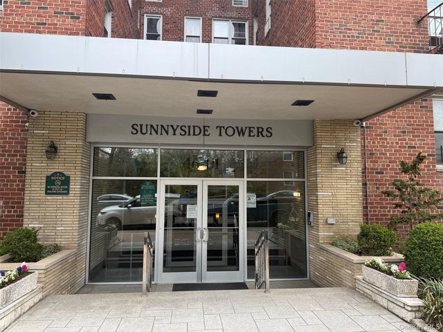 46-01 39 Avenue #517, Queens, NY 11104