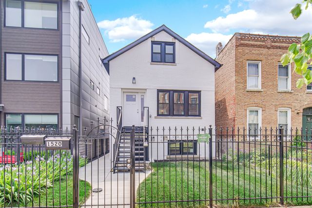 1520 N  Campbell Ave, Chicago, IL 60622