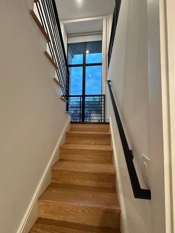400 York Rd #207, Jenkintown, PA 19046