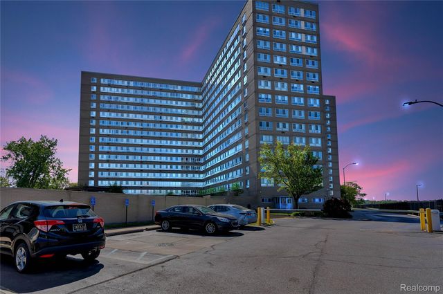 8900 E  Jefferson Ave #630-631, Detroit, MI 48214