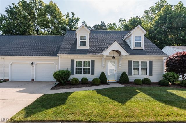 373 Chesapeake Cv, Painesville, OH 44077