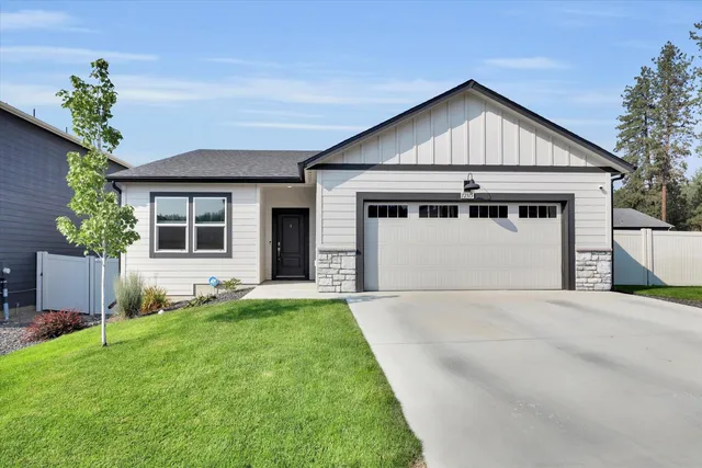 12315 E  Dickens Ln, Spokane, WA 99206