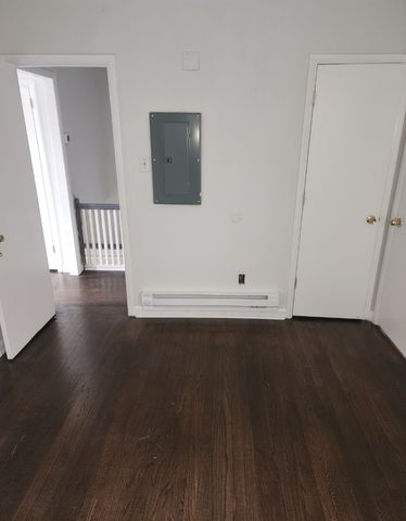 718 W  Maple Ave, Merchantville, NJ 08109