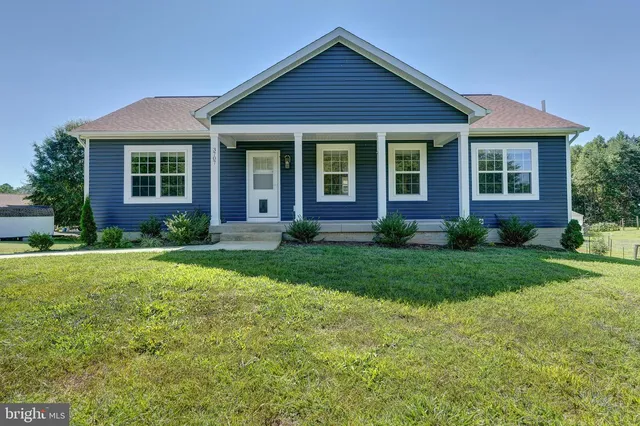 3707 Morning Glory Dr, Bumpass, VA 23024