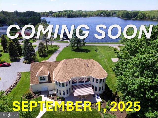 11 Custer Dr, East Berlin, PA 17316