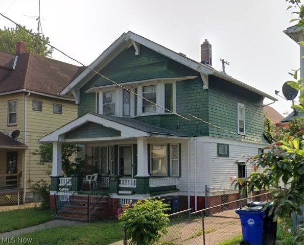 678 E  118th St, Cleveland, OH 44108