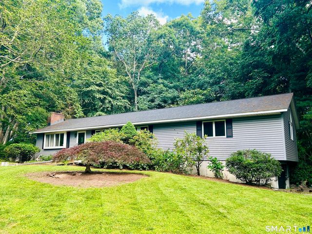 10 Glenwood Terrace, Cromwell, CT 06416
