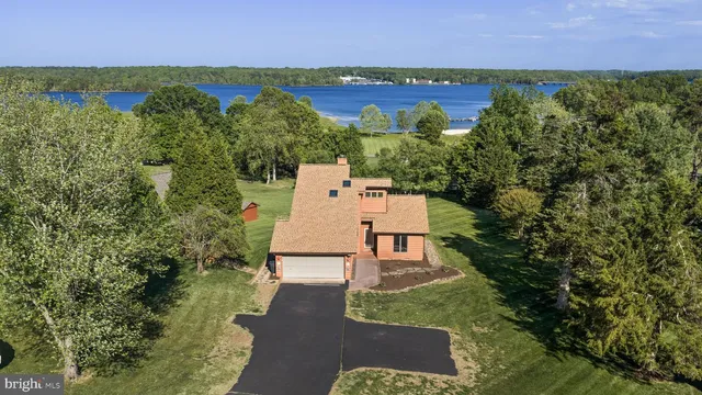 892 Windway Ln, Mineral, VA 23117