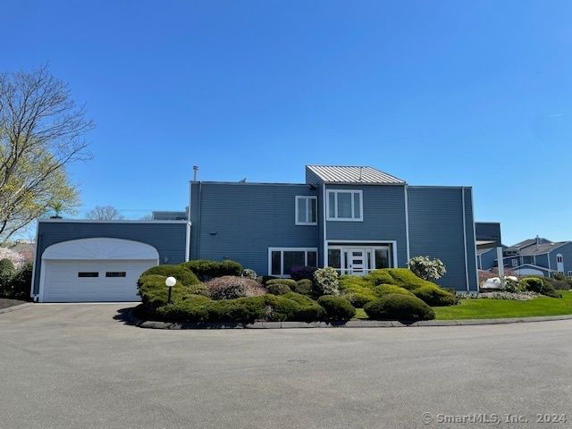4 Oyster Landing Rd   #4, Milford, CT 06460