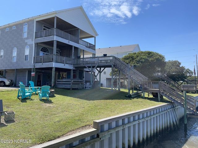 207 E Park Drive, Emerald Isle, NC 28594