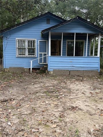 2006 Edwards Ave, Mobile, AL 36617