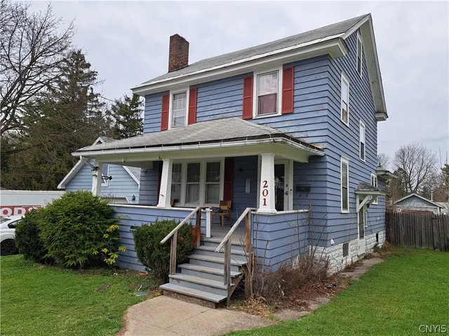 203 E  Cheltenham Rd, Syracuse, NY 13205