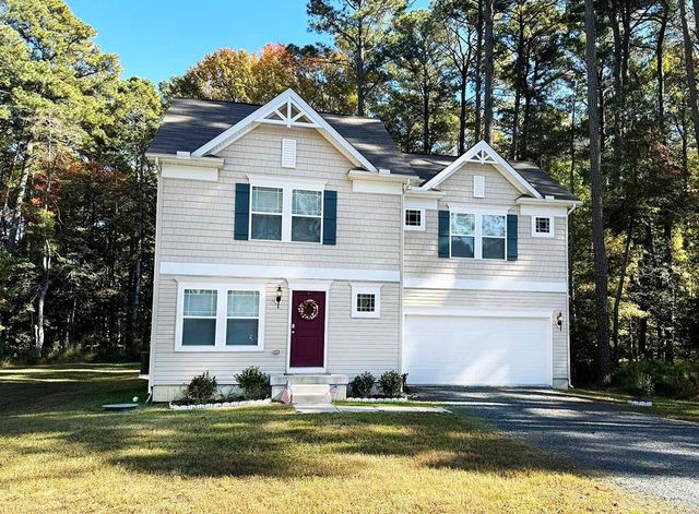 3151 Amidship Dr, Greenbackville, VA 23356