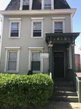 846 State St   #1, New Haven, CT 06511