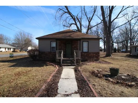 1510 N  Fair St, Olney, IL 62450