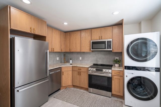 505 Thomas St #1, Bethlehem, PA 18015