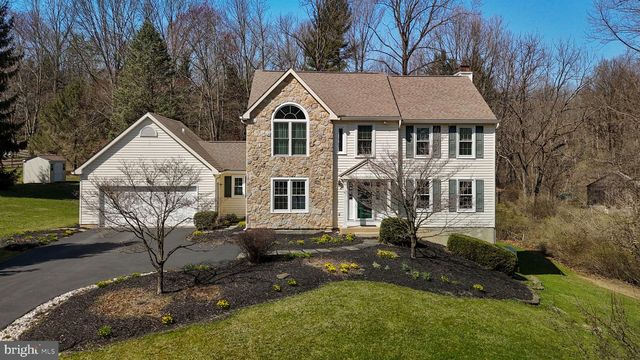 1075 Spencer Dr, Downingtown, PA 19335