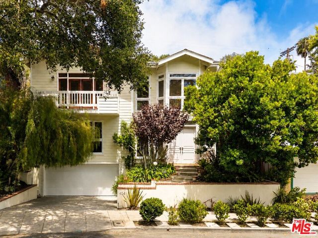 454 Sycamore Rd, Santa Monica, CA 90402