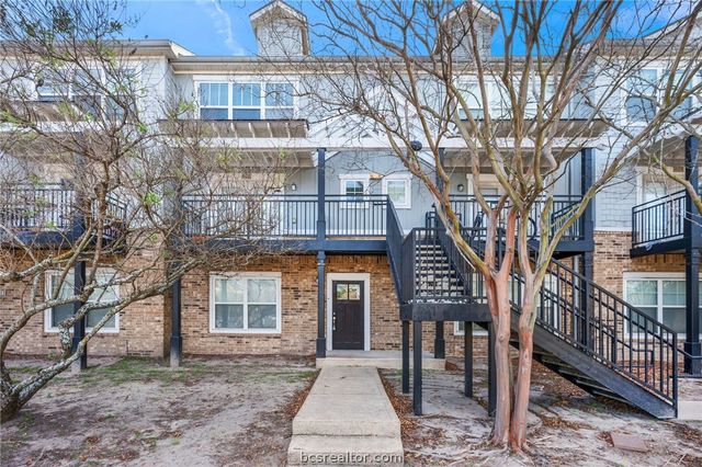 1725 Harvey Mitchell Pkwy S #627, College Station, TX 77840
