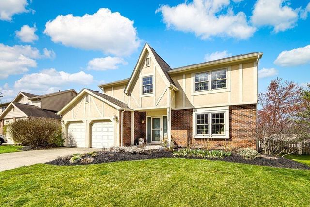 5737 Running Brook Dr, Westerville, OH 43081