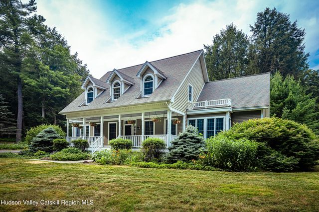 409 West Hill Road, Austerlitz, NY 12017