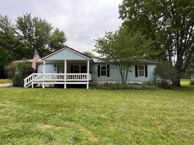 2260 Ross Ln, Espyville, PA 16424