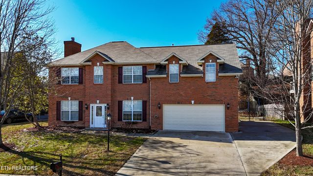 7538 Willow Spring Dr, Knoxville, TN 37938