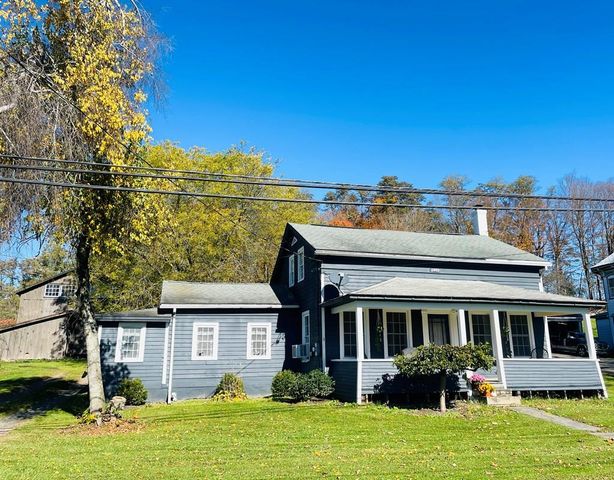 61 East St, Le Raysville, PA 18829