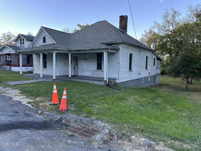 909 Wilson Ave, Bristol, TN 37620