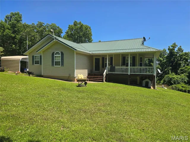 21620 State Route J, Newburg, MO 65550