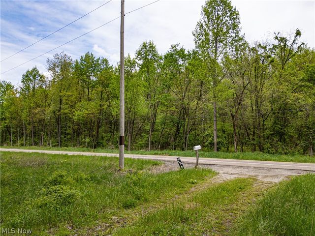 12025 Pleasant Valley Rd, Frazeysburg, OH 43822