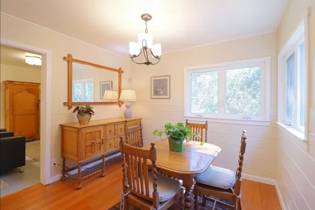 1596 Ronne Dr #1, Santa Rosa, CA 95404