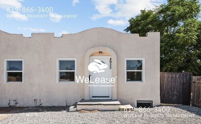 8933 Fair Ln, Lakeside, CA 92040