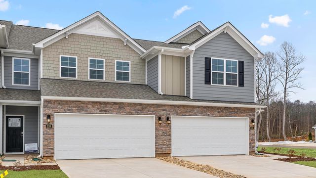 134 Briarwood Ln, Advance, NC 27006