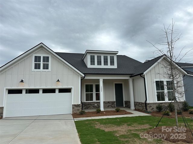 6032 Moonglade Ln #360, Charlotte, NC 28269