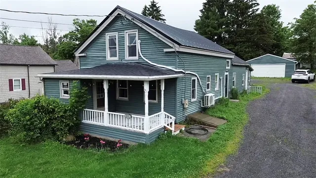 1842 E  Lake Rd, Skaneateles, NY 13152