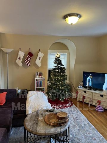 72 Linden St   #301, Reading, MA 01867