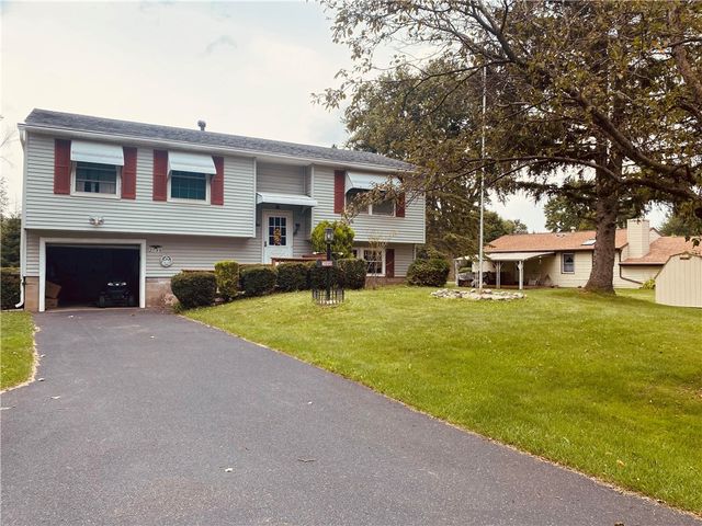 2099 N  Union St, Spencerport, NY 14559