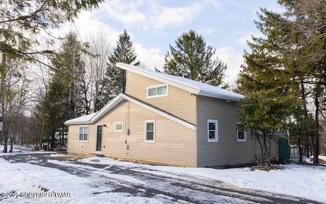 37 Highridge Rd #805, Albrightsville, PA 18210