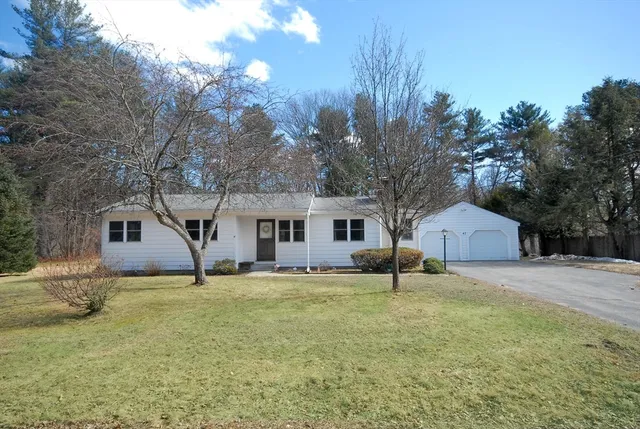 47 Snow Dr, Littleton, MA 01460
