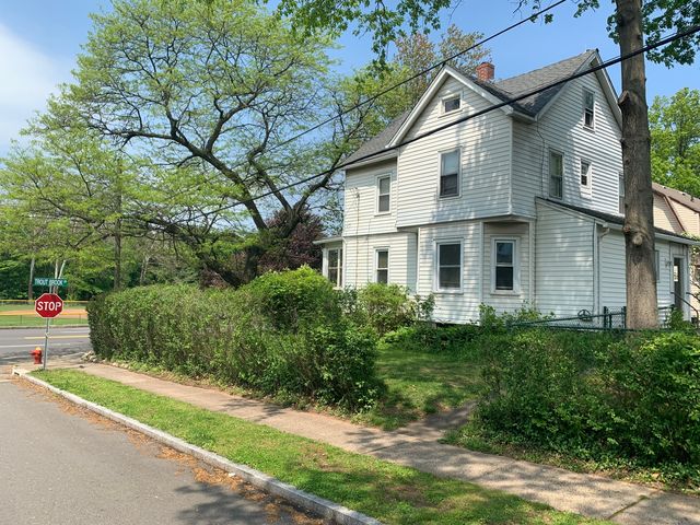 770 Trout Brook Drive, West Hartford, CT 06119