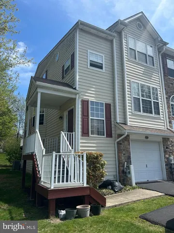 106 Regents Ct, Malvern, PA 19355