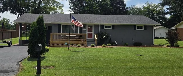 355 Armory St, Huntingdon, TN 38344