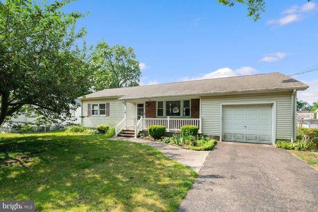 749 Tappan St, Forked River, NJ 08731