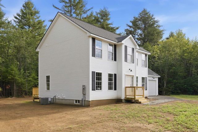 27 Brook View Road, Newport, NH 03773