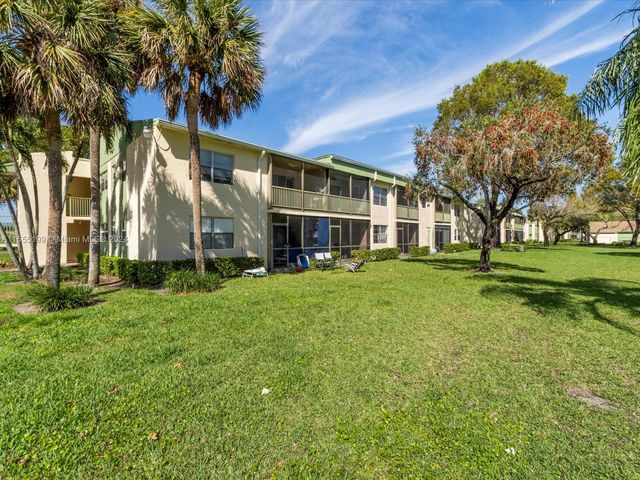 4273 NW 89th Ave #201, Coral Springs, FL 33065