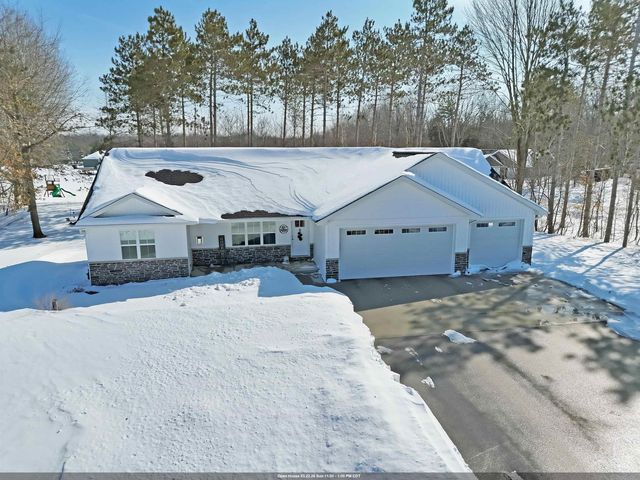 346 Red Tail Ln, Sobieski, WI 54171