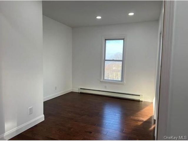 179 Fillmore St #2, Yonkers, NY 10701